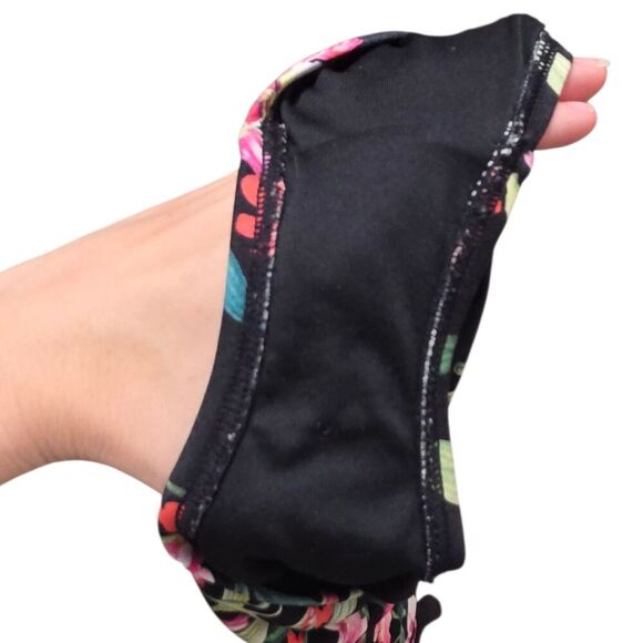 Carmen Marc Valvo Black Floral One Shoulder Ruffle One Piece Swimsuit 12 - Picture 4 of 4